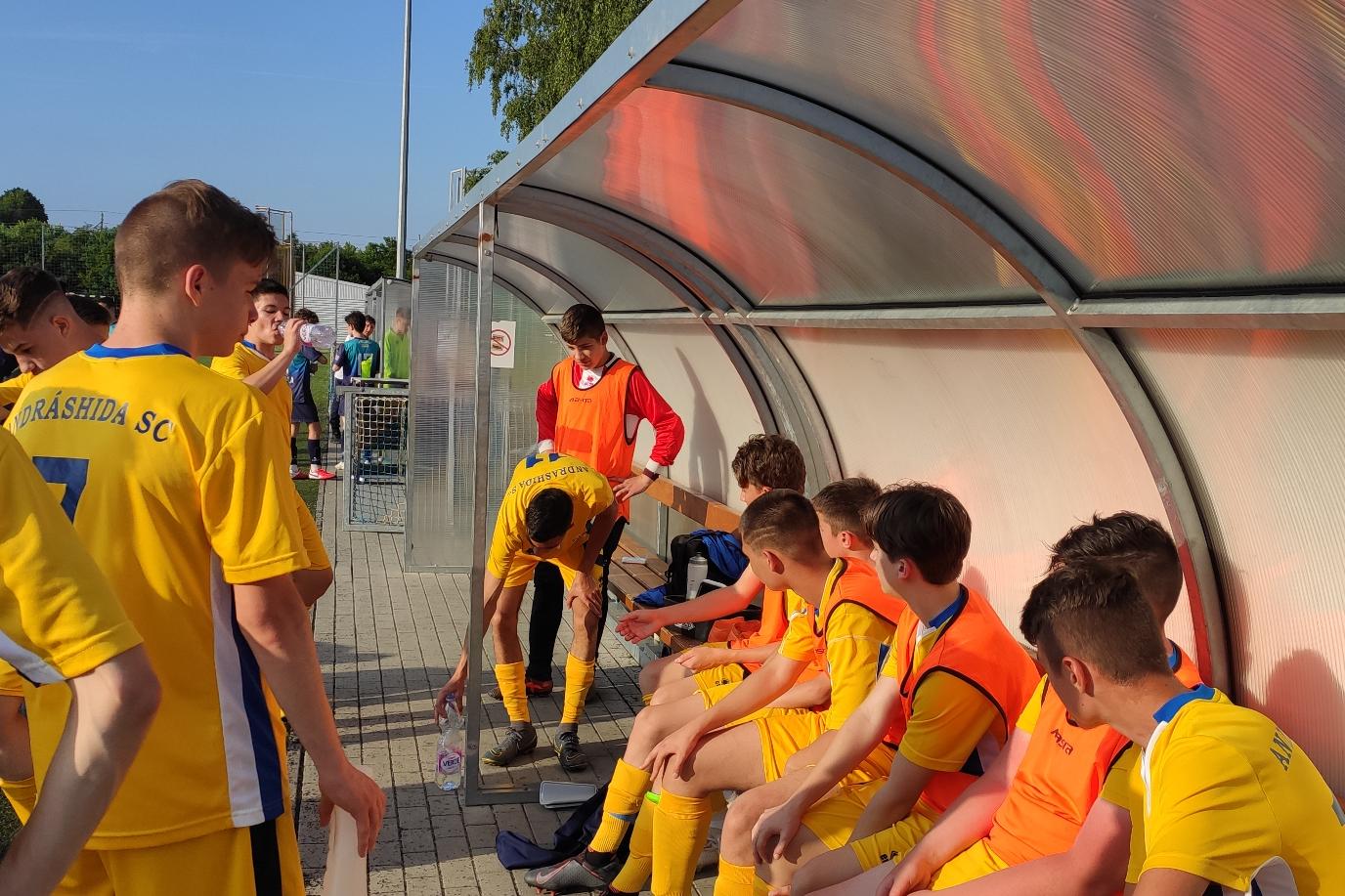 Előnyben az U16-os megyei döntőben Előnyben az U16-os megyei döntőben