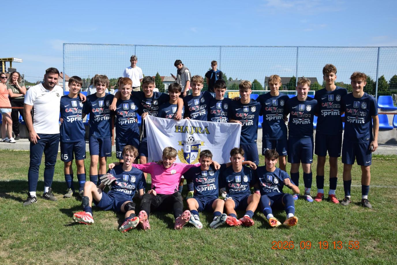 �jabb gy�zelemmel vezetj�k a bajnoks�got - Region�lis U16 