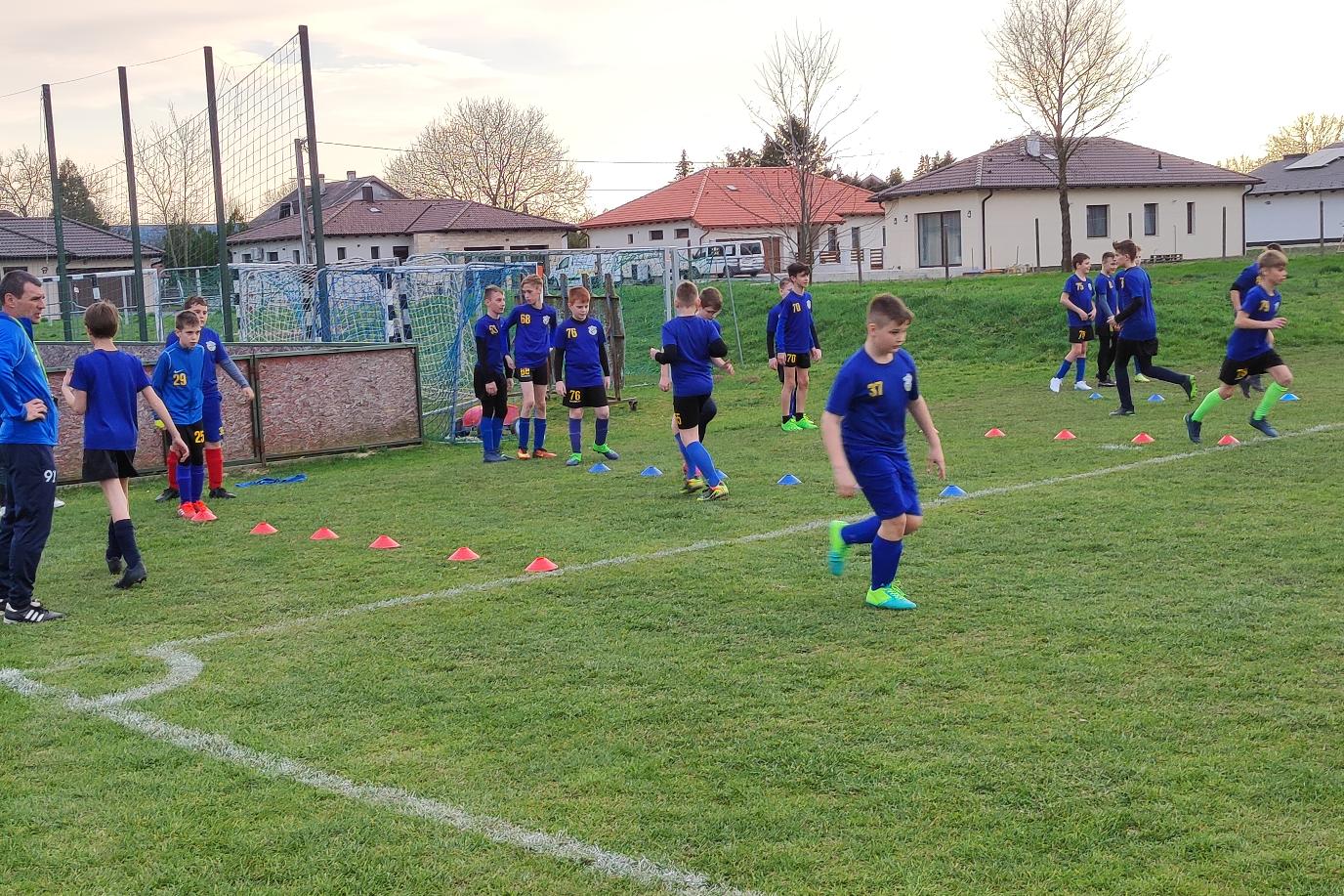 rkezik a tavasz - benpesl az Andrshida Sportcentrum